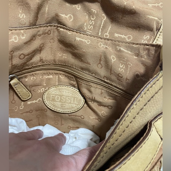 FOSSIL leather cross body - Picture 3 of 4